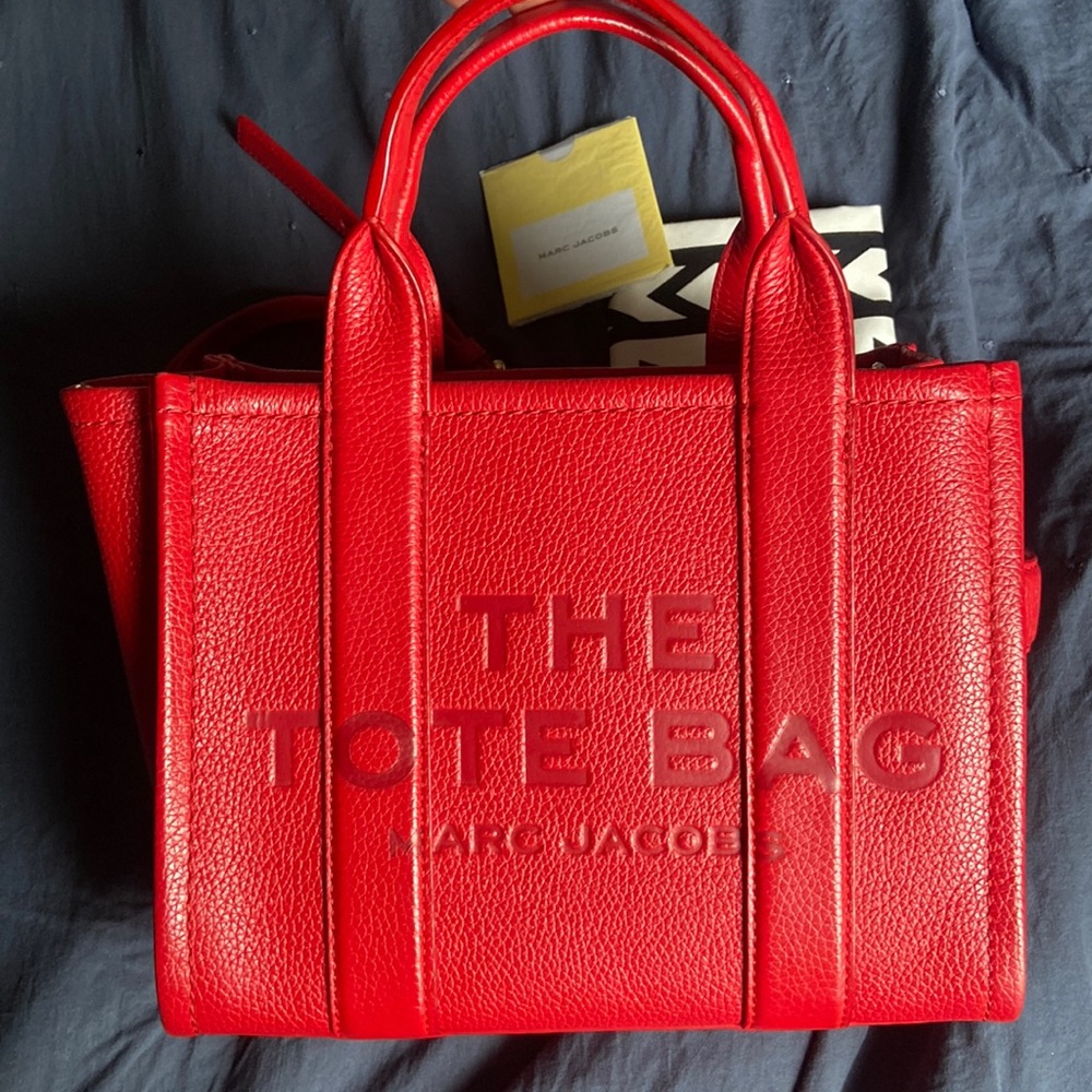 Marc Jacobs mini tote….FIRM ON PRICE!!!!!!